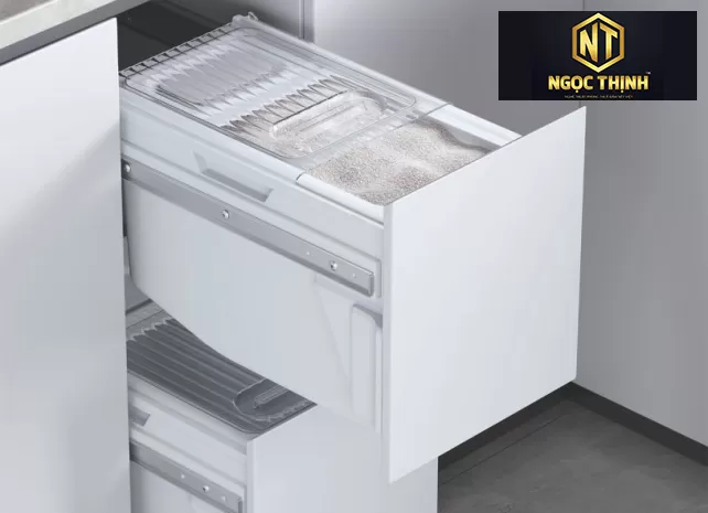 THÙNG GẠO CÁNH KÉO, RAY BI GIẢM CHẤN TẠI PHƯỚC THIỀN